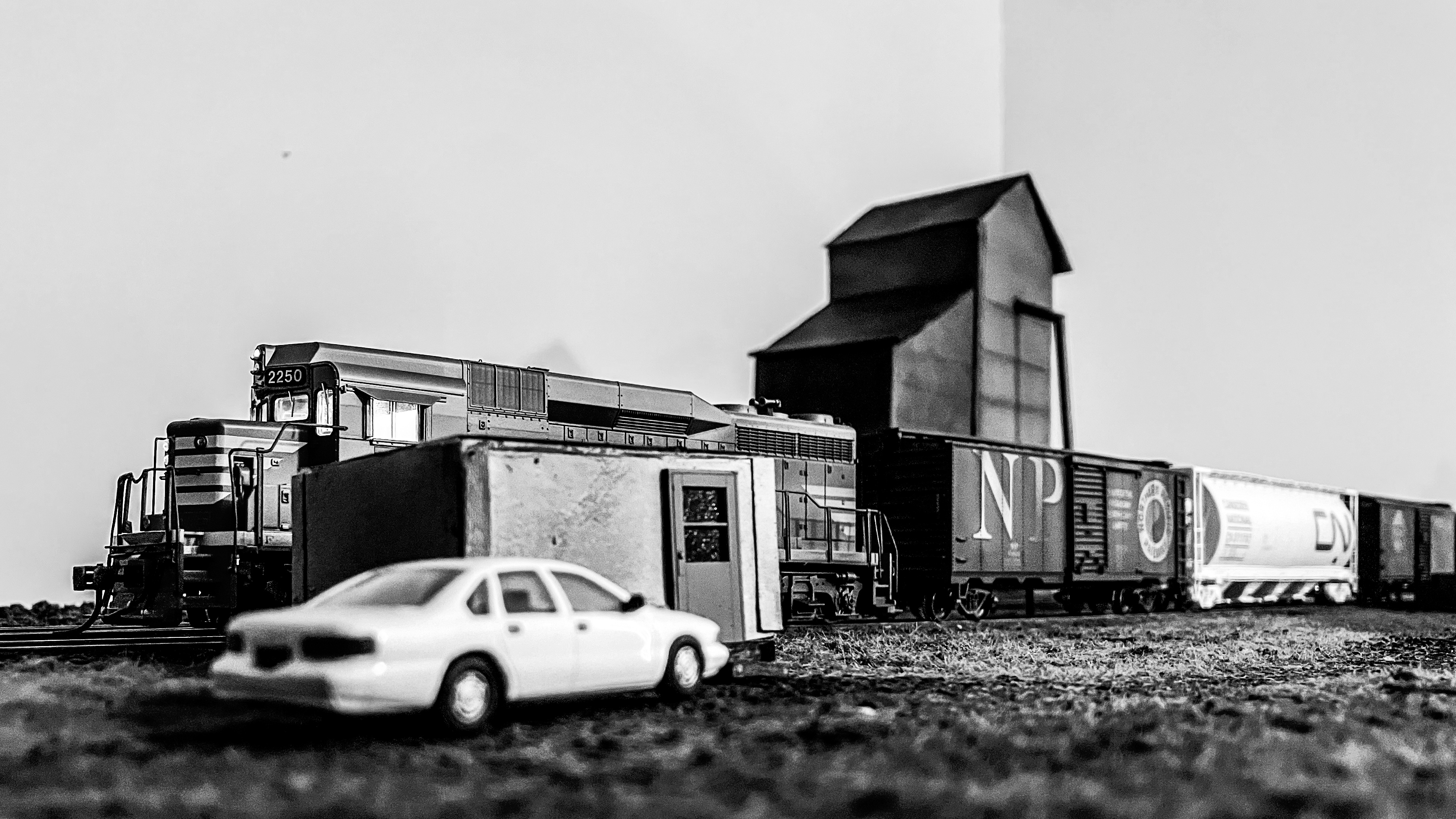 Hardy local with engine tied down at the branch office